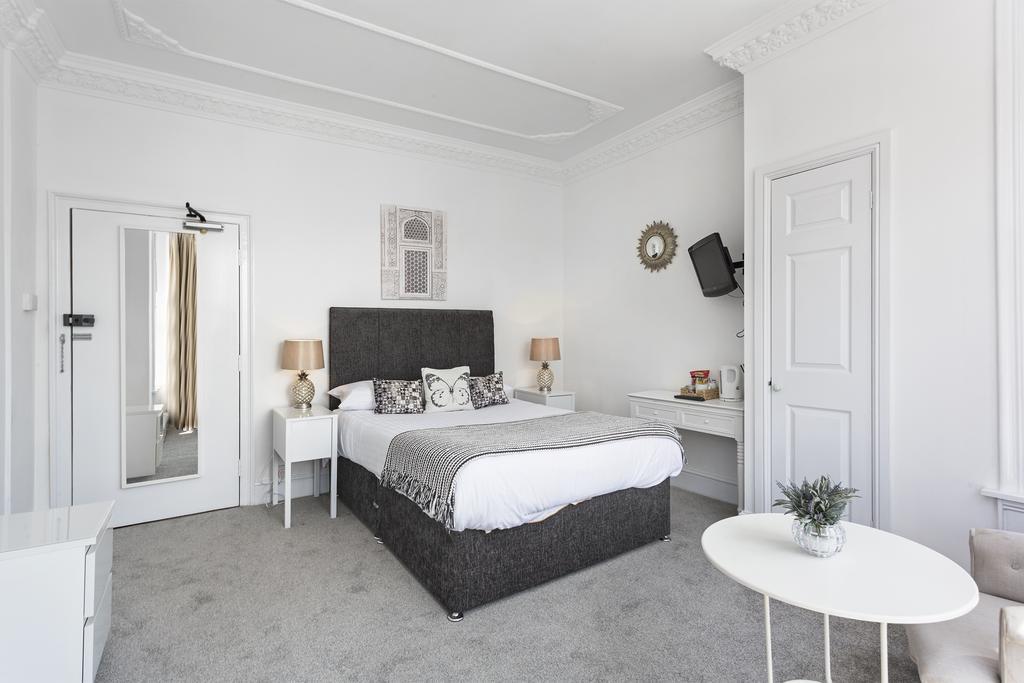 Hashtag Hotel Maidstone Eksteriør billede